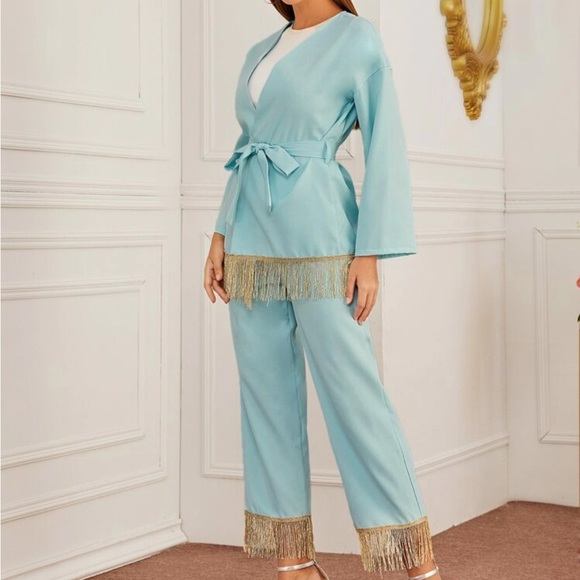 Blue set with blazer and pants - Picture 3 of 8